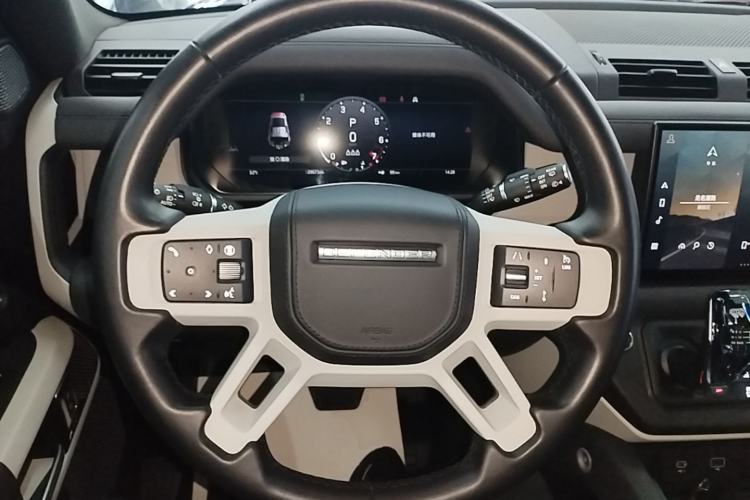Used Land Rover Defender 2024 110 3.0T P400 X-DYNAMIC HSE Steering Wheel