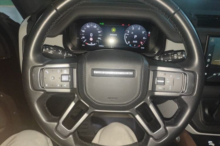Used Land Rover Defender 2024 110 3.0T P400 X-DYNAMIC HSE Steering Wheel
