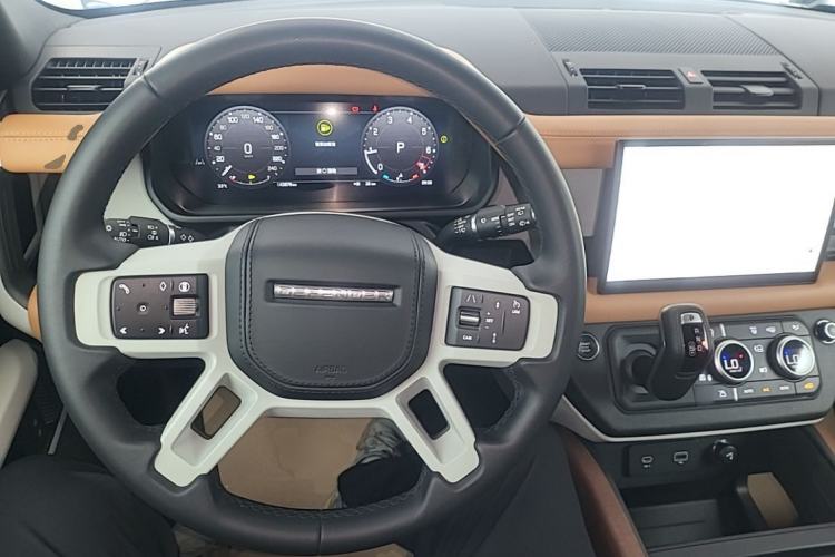 Used Land Rover Defender 2024 110 3.0T P400 X-DYNAMIC HSE Steering Wheel
