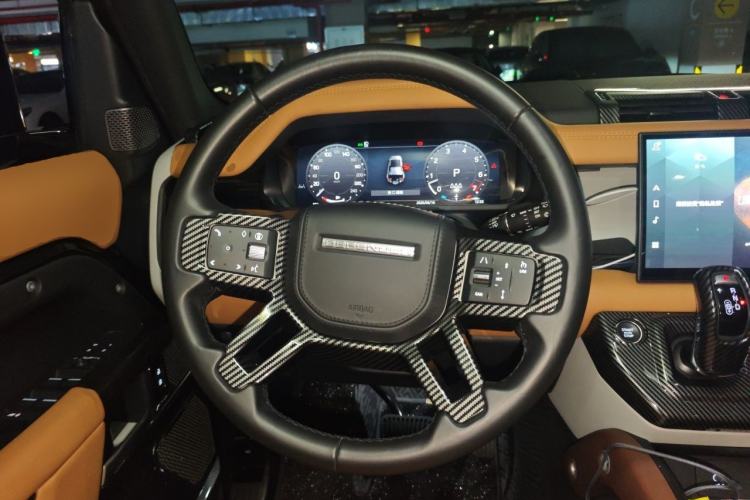 Used Land Rover Defender 2024 110 3.0T P400 Dark Edition Steering Wheel