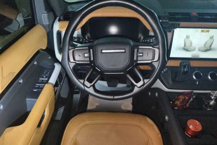 Used Land Rover Defender 2024 110 3.0T P400 Dark Edition Steering Wheel