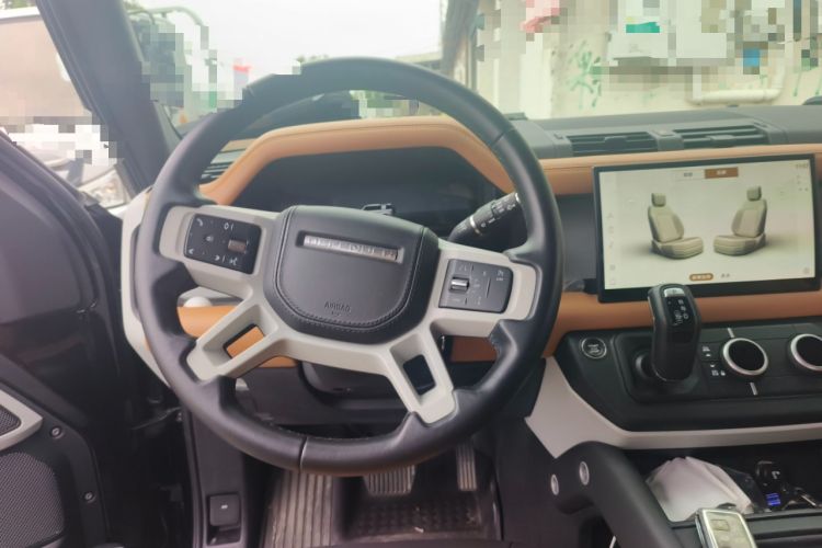 Used Land Rover Defender 2024 110 3.0T P400 X-DYNAMIC HSE Steering Wheel
