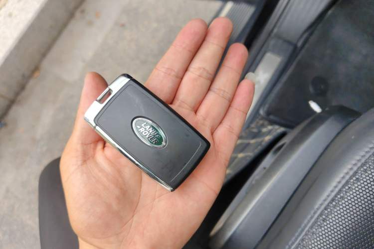 Used Land Rover Defender 2024 110 3.0T P400 X-DYNAMIC HSE Vehicle Key