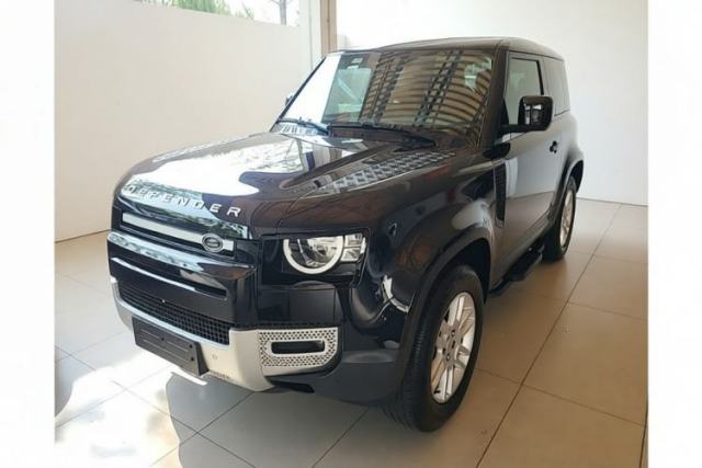 Land Rover Defender 2024 90 2.0T P300 S с пробегом