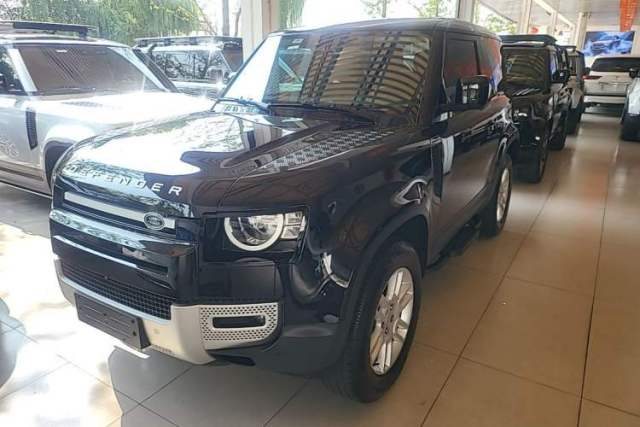 Land Rover Defender 2024 90 2.0T P300 S d’occasion