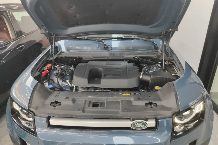 Used Land Rover Defender 2024 90 3.0T P400 HSE Engine Bay