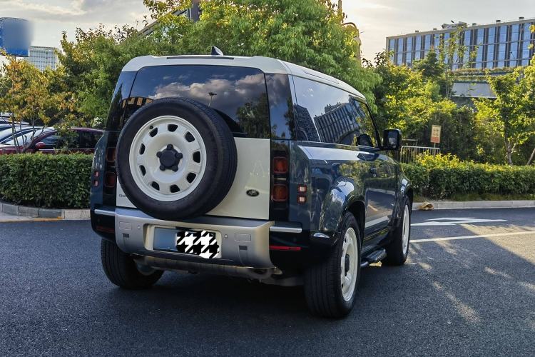 Used Land Rover Defender 2024 90 3.0T P400 HSE Exterior 6