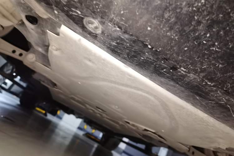 Used Land Rover Defender 2024 110 3.0T P400 X-DYNAMIC HSE Chassis Front