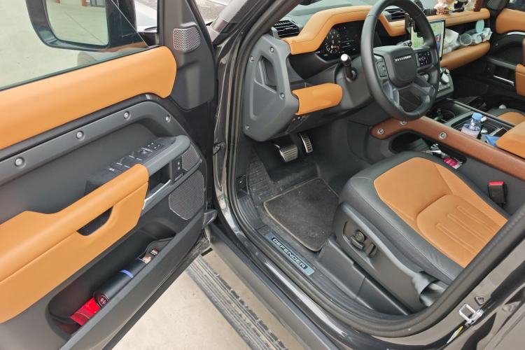 Used Land Rover Defender 2024 110 3.0T P400 X Driver Seat