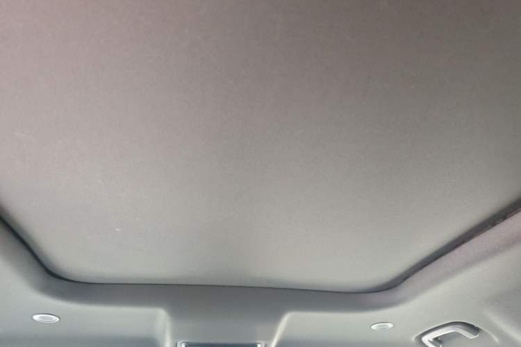 Used Land Rover Defender 2024 110 3.0T P400 X-DYNAMIC HSE Headliner