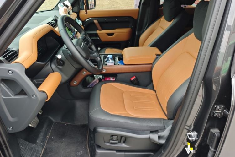 Used Land Rover Defender 2024 110 3.0T P400 X Left Front Seat