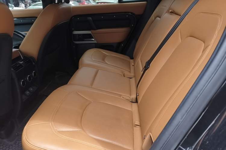 Used Land Rover Defender 2024 110 3.0T P400 Dark Edition Left Rear Seat