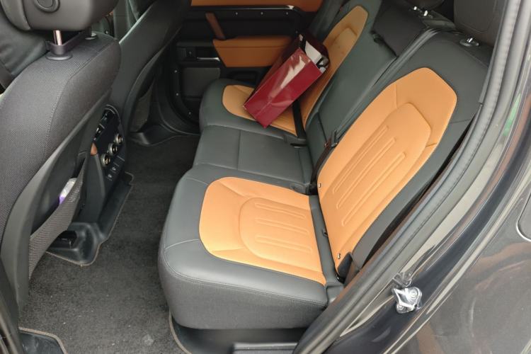 Used Land Rover Defender 2024 110 3.0T P400 X Left Rear Seat