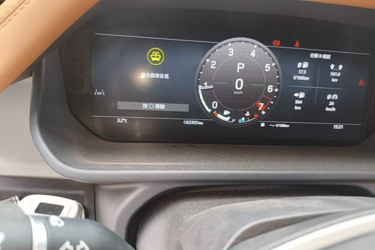 Used Land Rover Defender 2024 110 3.0T P400 Dark Edition Odometer Close Up