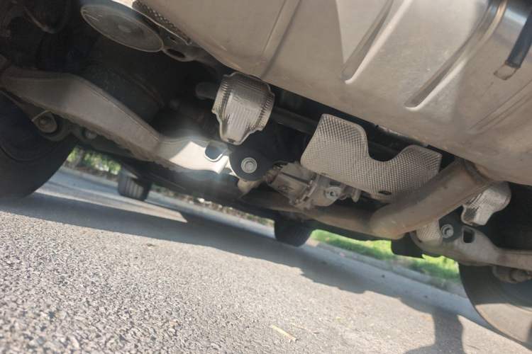 Used Land Rover Defender 2024 110 3.0T P400 X-DYNAMIC HSE Chassis Rear