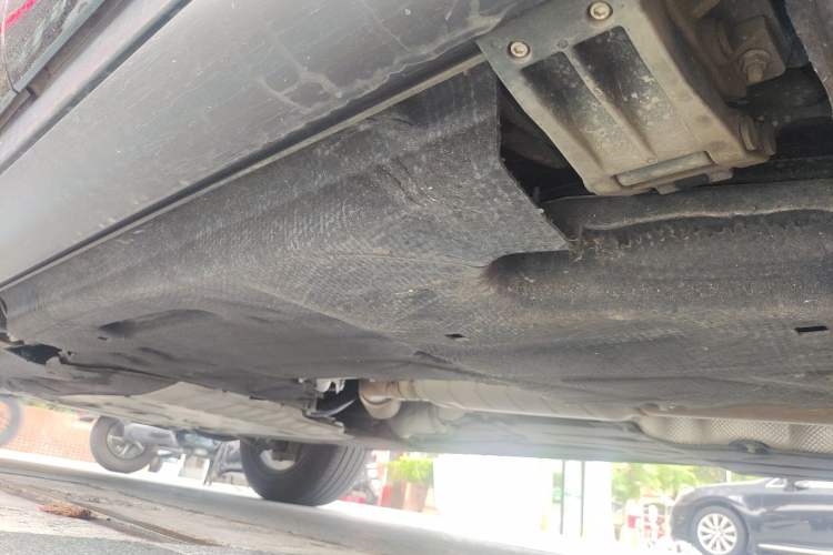 Used Land Rover Defender 2024 110 3.0T P400 X-DYNAMIC HSE Chassis Rear Left