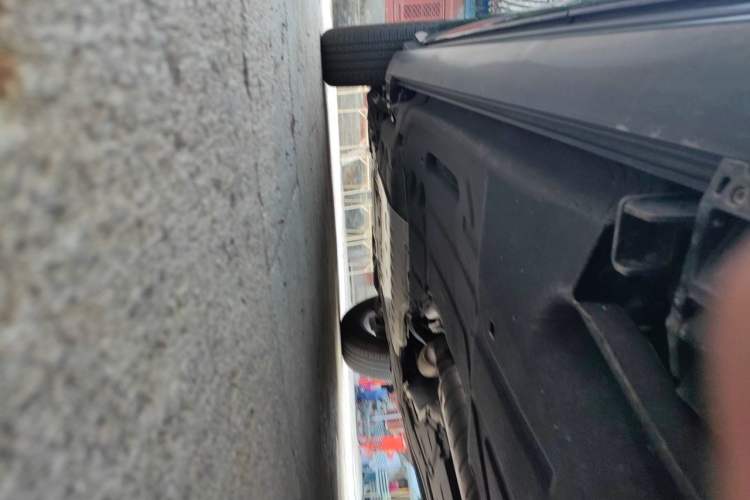 Used Land Rover Defender 2024 110 3.0T P400 X-DYNAMIC HSE Chassis Rear Left