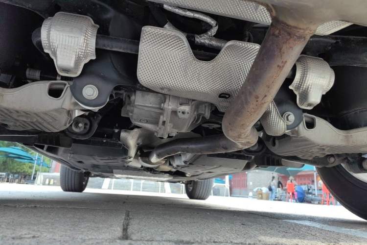 Used Land Rover Defender 2024 110 3.0T P400 X-DYNAMIC HSE Chassis Rear
