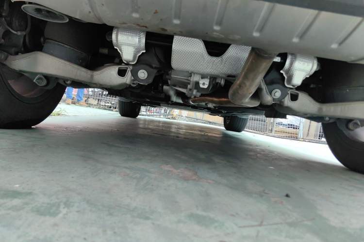 Used Land Rover Defender 2024 110 3.0T P400 X-DYNAMIC HSE Chassis Rear