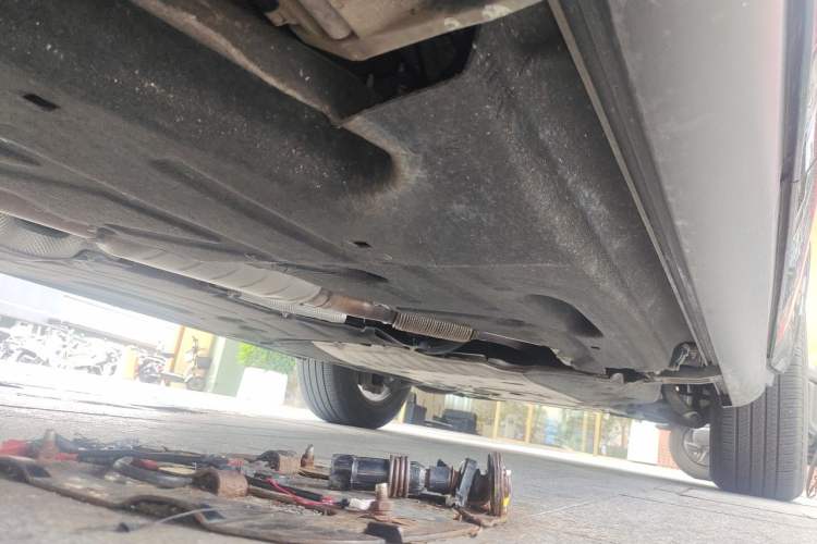 Used Land Rover Defender 2024 110 3.0T P400 X-DYNAMIC HSE Chassis Rear Right