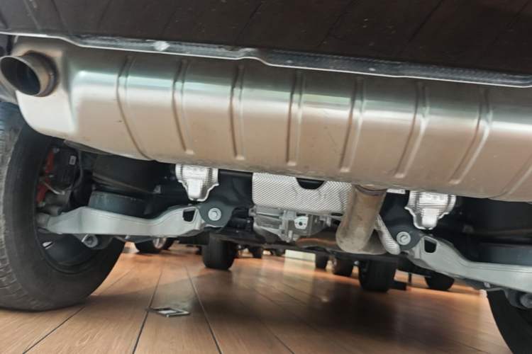 Used Land Rover Defender 2024 110 3.0T P400 X-DYNAMIC HSE Chassis Rear