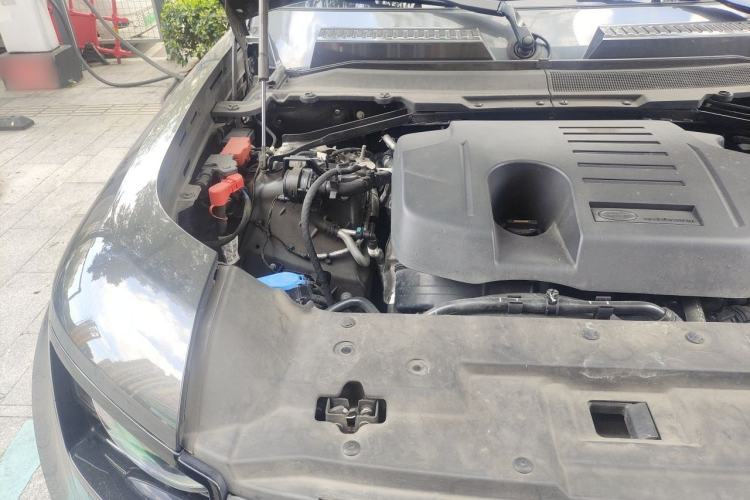 Used Land Rover Defender 2024 110 3.0T P400 X-DYNAMIC HSE Engine Bay Right