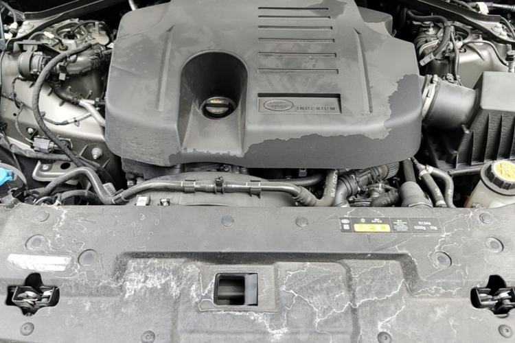 Used Land Rover Defender 2024 110 3.0T P400 X-DYNAMIC HSE Engine Bay