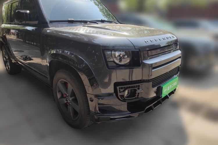 Used Land Rover Defender 2024 110 3.0T P400 X-DYNAMIC HSE Front Right 45 Deg