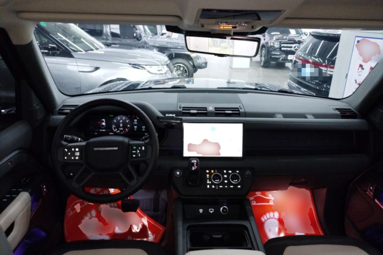 Used Land Rover Defender 2024 110 3.0T P400 X-DYNAMIC HSE Interior 2