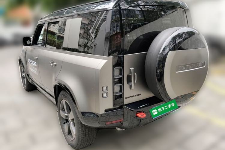 Used Land Rover Defender 2024 110 3.0T P400 X-DYNAMIC HSE Rear Left 45 Deg