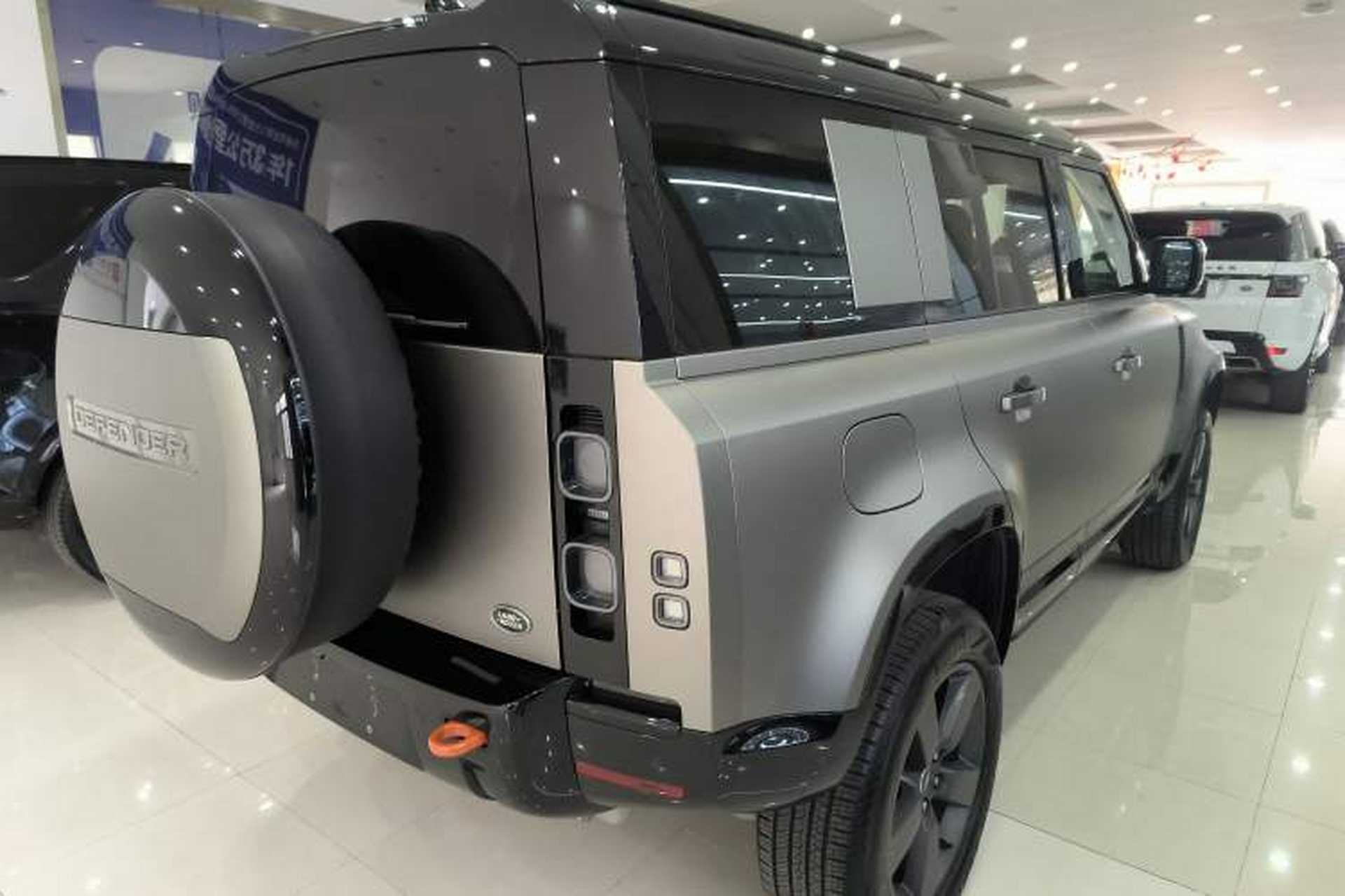 Used Land Rover Defender 2024 110 3.0T P400 X Rear Right 45 Deg