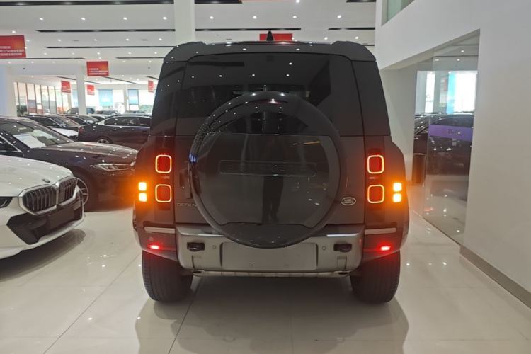 Used Land Rover Defender 2024 110 3.0T P400 X-DYNAMIC HSE Rear