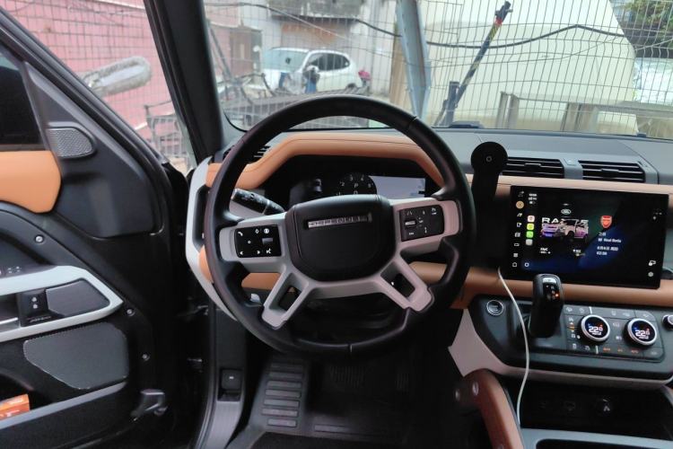 Used Land Rover Defender 2024 110 3.0T P400 X-DYNAMIC HSE Steering Wheel