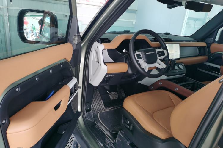 Used Land Rover Defender 2024 90 3.0T P400 HSE Driver Seat