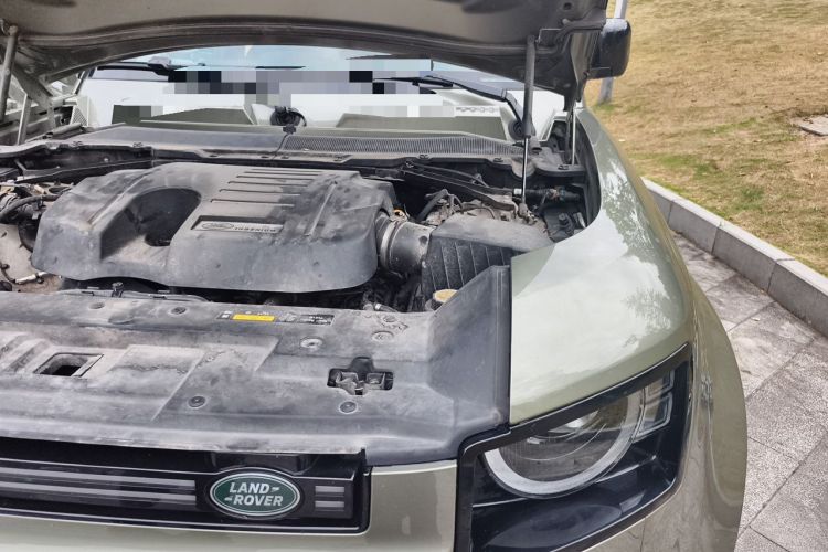 Used Land Rover Defender 2024 110 3.0T P400 X-DYNAMIC HSE Engine Bay Left