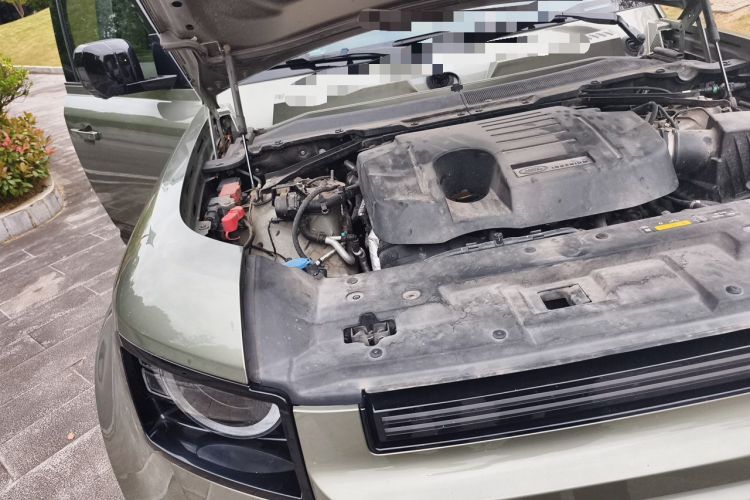 Used Land Rover Defender 2024 110 3.0T P400 X-DYNAMIC HSE Engine Bay Right