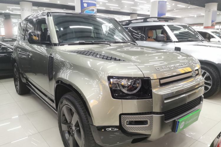 Used Land Rover Defender 2024 110 3.0T P400 X-DYNAMIC HSE Exterior 2