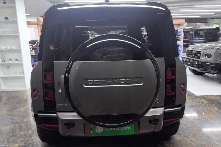 Used Land Rover Defender 2024 110 3.0T P400 X-DYNAMIC HSE Exterior 4