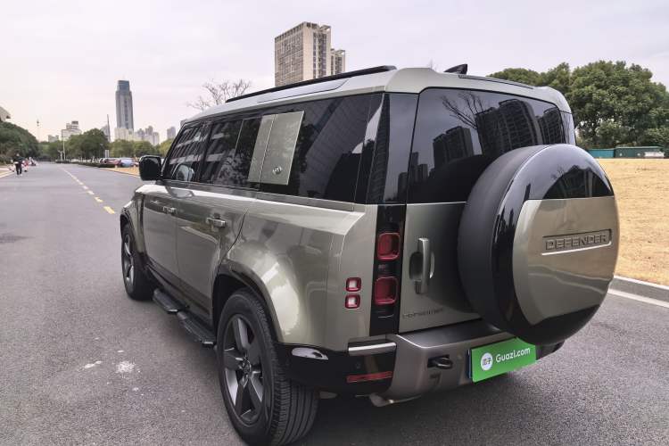 Used Land Rover Defender 2024 110 3.0T P400 X-DYNAMIC HSE Exterior 7