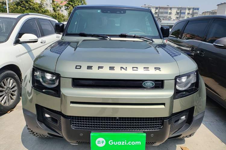 Used Land Rover Defender 2024 90 3.0T P400 HSE Front