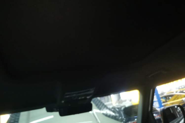 Used Land Rover Defender 2024 110 3.0T P400 X-DYNAMIC HSE Headliner