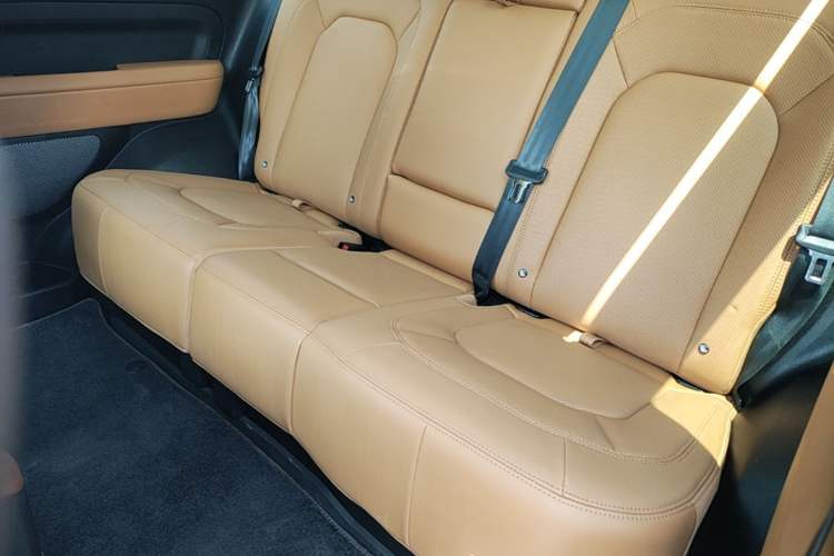 Used Land Rover Defender 2024 90 3.0T P400 HSE Left Rear Seat
