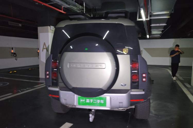 Used Land Rover Defender 2024 110 3.0T P400 Dark Edition Rear