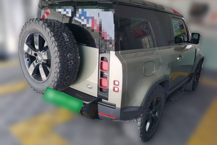 Used Land Rover Defender 2024 90 3.0T P400 HSE Rear Right 45 Deg