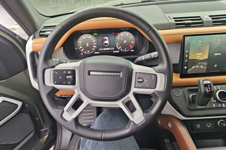 Used Land Rover Defender 2024 110 3.0T P400 X-DYNAMIC HSE Steering Wheel