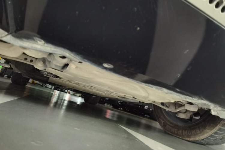 Used Land Rover Defender 2024 110 3.0T P400 X-DYNAMIC HSE Chassis Front