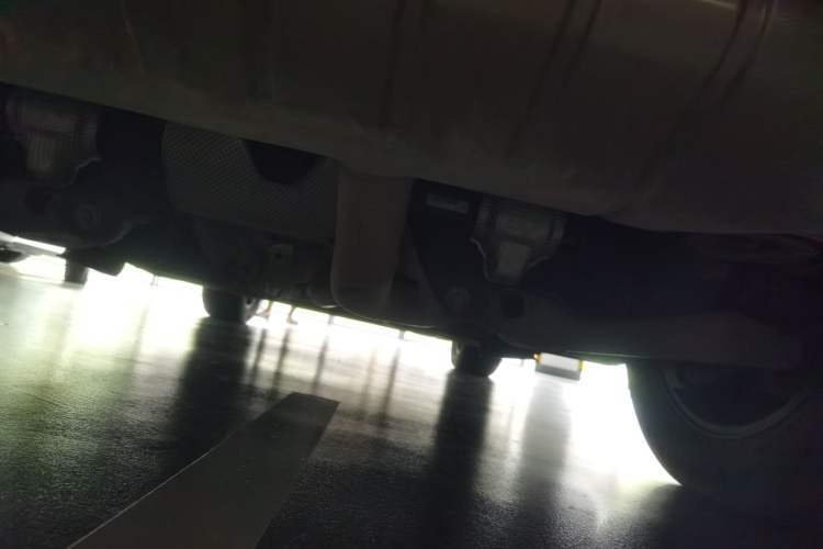 Used Land Rover Defender 2024 110 3.0T P400 X-DYNAMIC HSE Chassis Rear