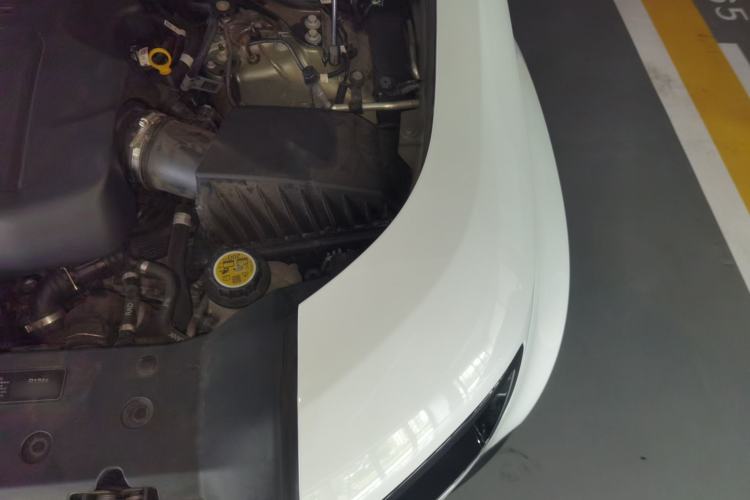 Used Land Rover Defender 2024 110 3.0T P400 X-DYNAMIC HSE Engine Bay Left