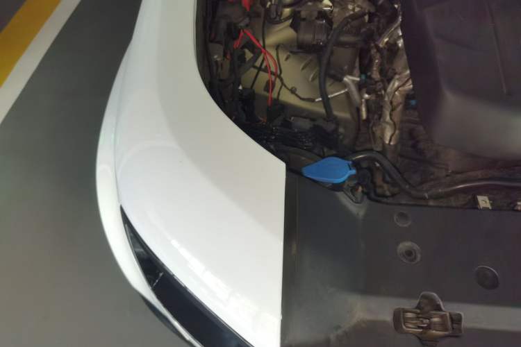 Used Land Rover Defender 2024 110 3.0T P400 X-DYNAMIC HSE Engine Bay Right