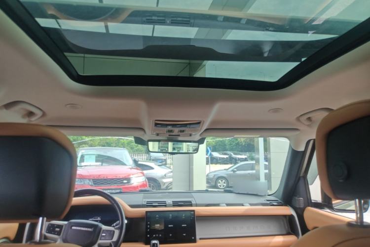 Used Land Rover Defender 2024 110 3.0T P400 Dark Edition Headliner